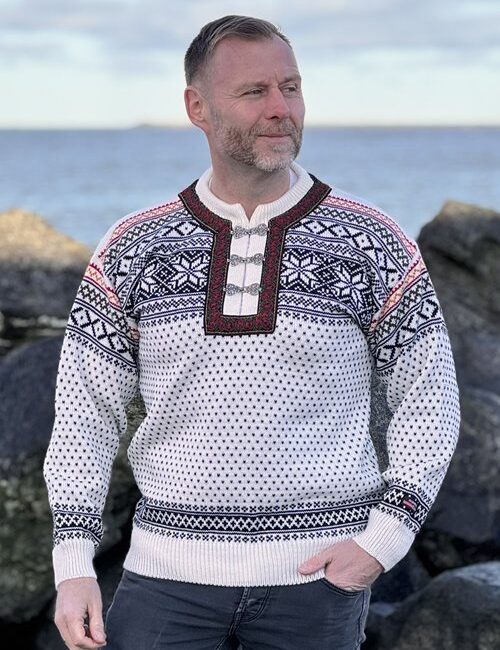 Traditionell norsk stickad tröja – 100% ull
